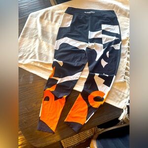 Burberry Stretch Leggings Size XL